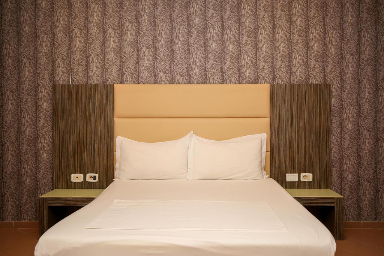 Hotel Aliko Radhime Ngoại thất bức ảnh