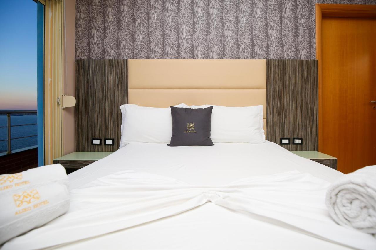 Hotel Aliko Radhime Ngoại thất bức ảnh